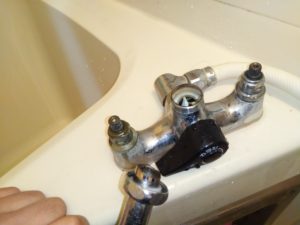 浴室水栓止水上部交換